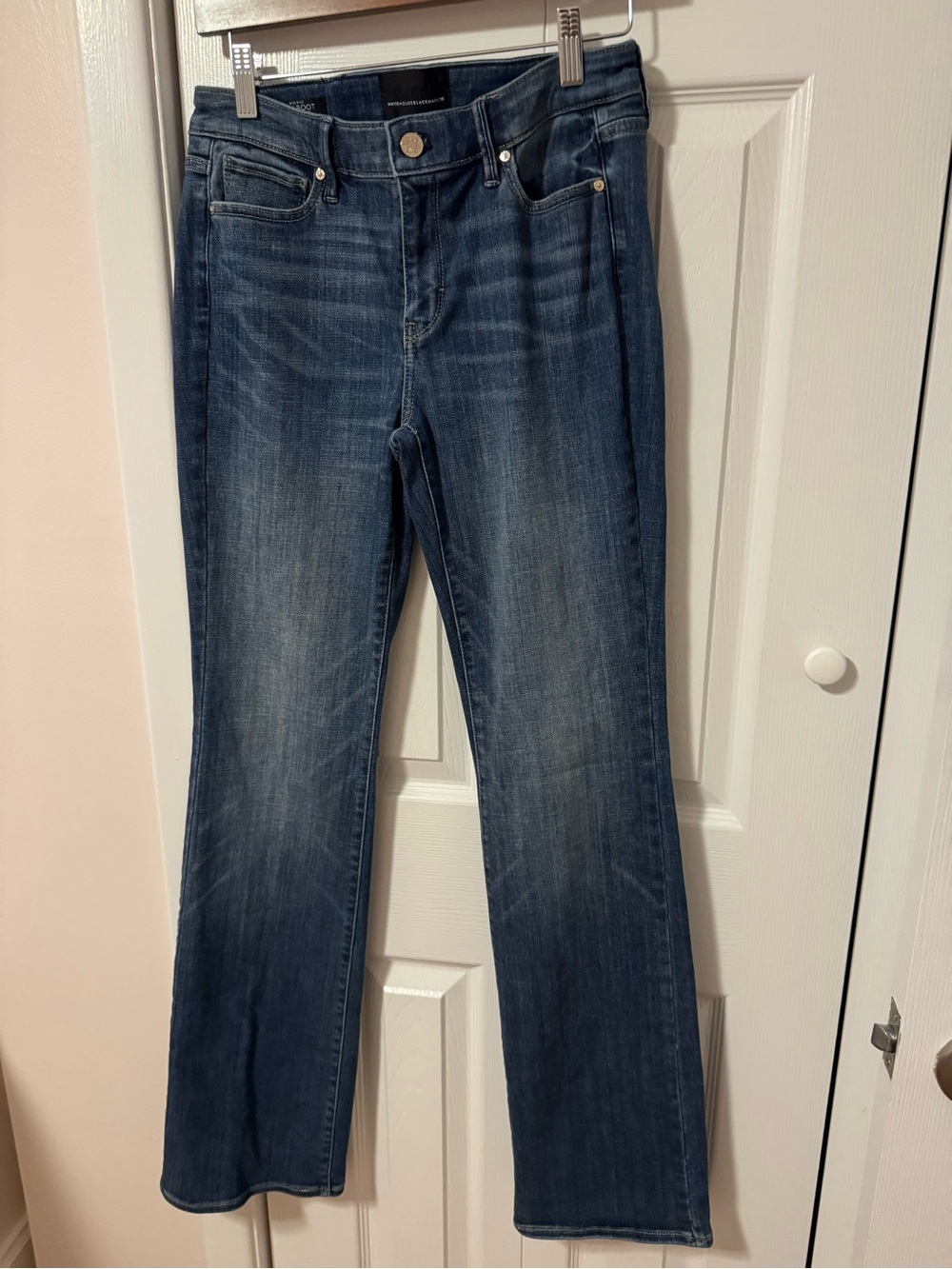 White House Black Market Mid-Rise Slim Boot Everyday Soft Jeans – Size 4